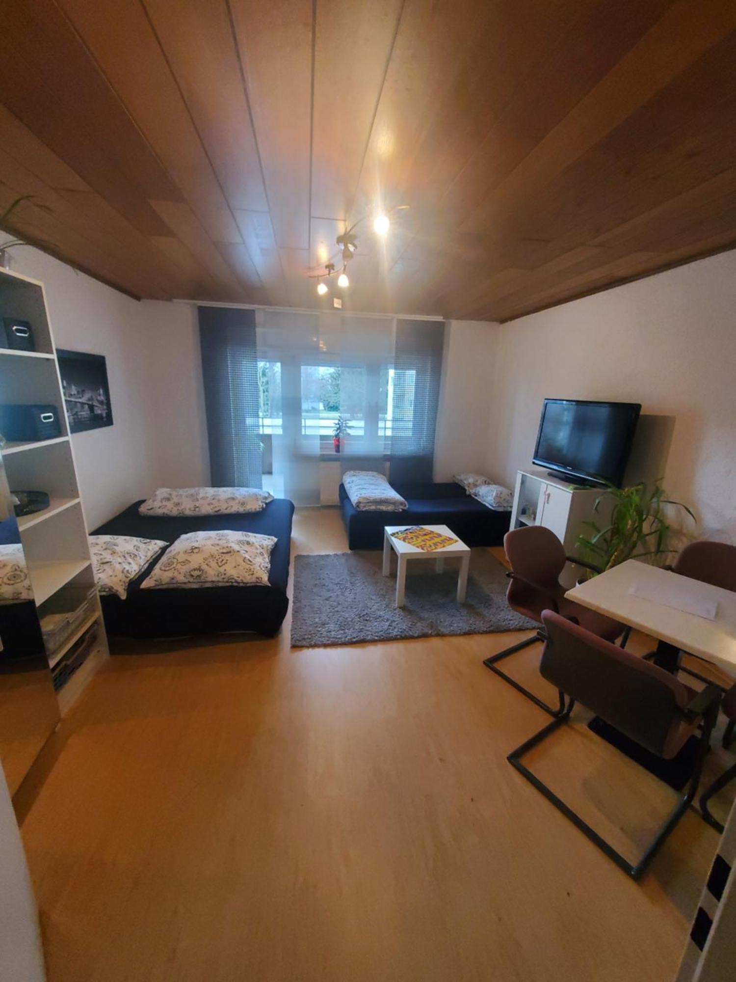 Einzimmerwohnungmit Grossem Balkon Mietersheim Exterior foto